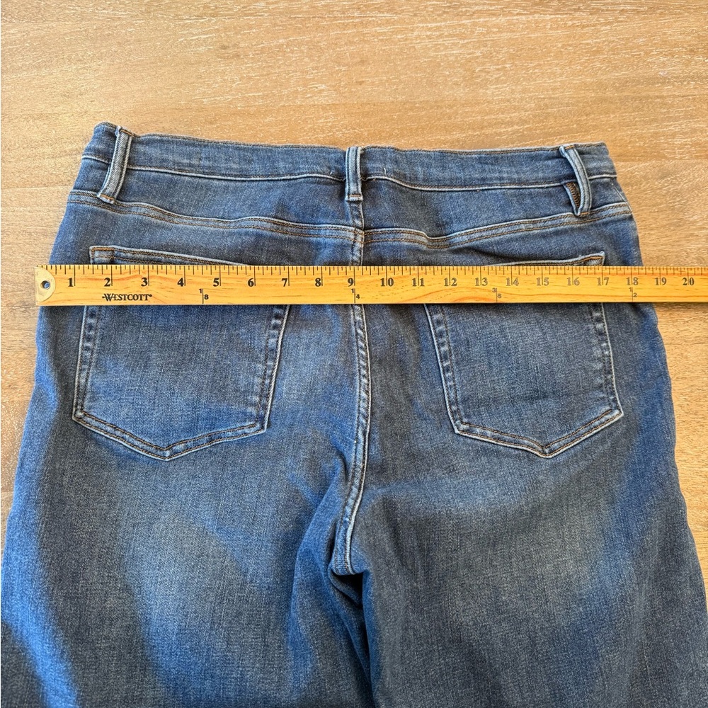 Frame Denim Le High Straight in Bestia (medium wash) size 33 - Picture 10 of 13